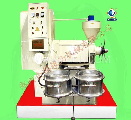 6YL-130RL型冷熱兩用螺旋榨油機(jī)(圖1) 6YL-130RL型冷熱兩用螺旋榨油機(jī)(圖1)